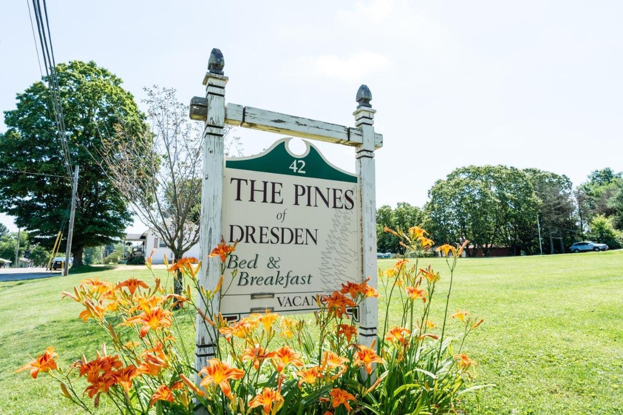 The Pines Of Dresden Bed & Breakfast Exterior photo